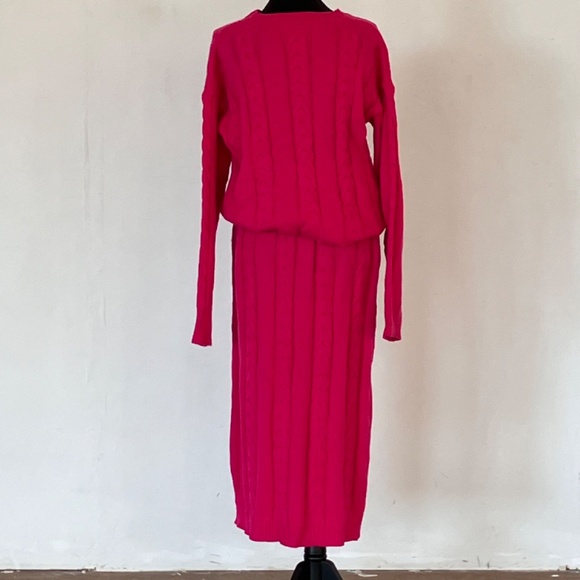 Bright Pink cable knit skirt set - Picture 9 of 10